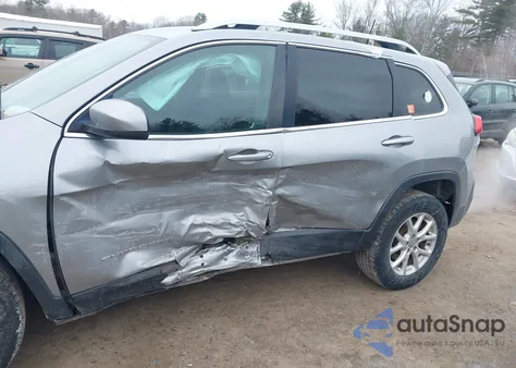 2016 Jeep Cherokee Latitude z USA, uszkodzony, nr VIN 1C4PJMCS5GW206325